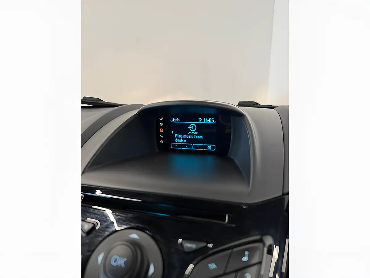 Used 2013 Ford Fiesta Zetec S Red - Interior and Exterior details 20