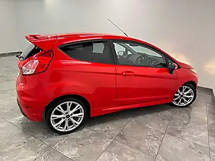 Used 2013 Ford Fiesta Zetec S Red - Interior and Exterior details 8