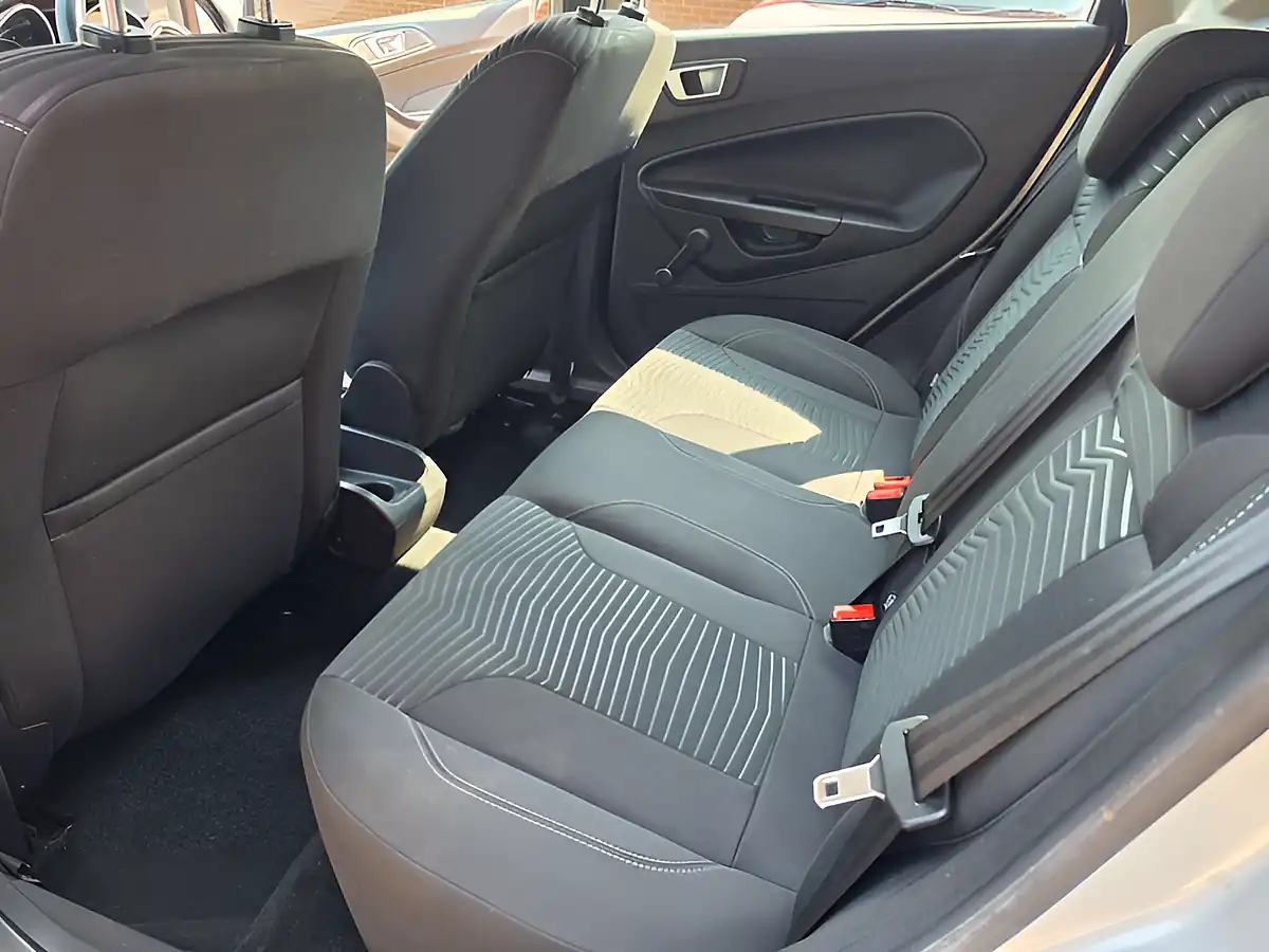 Used 2013 Ford Fiesta Zetec Silver - Interior and Exterior details 18