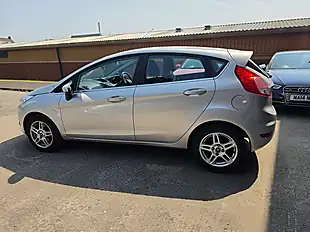 Used 2013 Ford Fiesta Zetec Silver - Interior and Exterior details 8