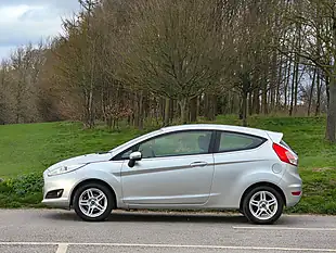 Used 2013 Ford Fiesta Zetec Silver - Interior and Exterior details 4