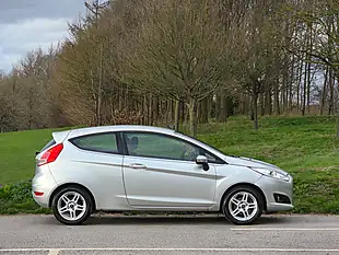 Used 2013 Ford Fiesta Zetec Silver - Interior and Exterior details 8