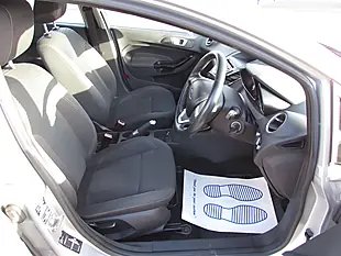 Used 2013 Ford Fiesta Zetec Silver - Interior and Exterior details 11