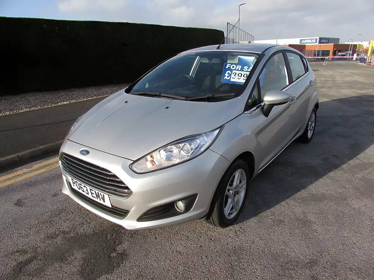 Used 2013 Ford Fiesta Zetec Silver - Interior and Exterior details 2