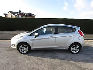 Used 2013 Ford Fiesta Zetec Silver - Interior and Exterior details 5