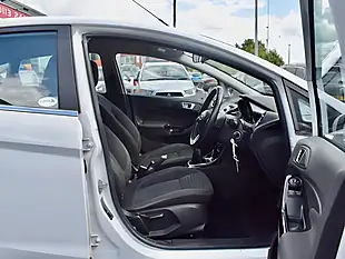 Used 2013 Ford Fiesta Zetec White - Interior and Exterior details 11