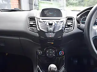 Used 2013 Ford Fiesta Zetec White - Interior and Exterior details 14