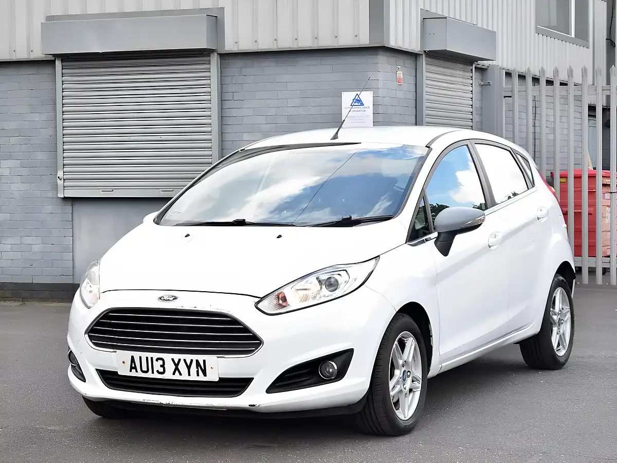 Used 2013 Ford Fiesta Zetec White - Interior and Exterior details 3