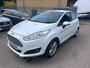 Used 2013 Ford Fiesta Zetec White - Interior and Exterior details 11