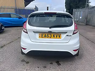 Used 2013 Ford Fiesta Zetec White - Interior and Exterior details 5