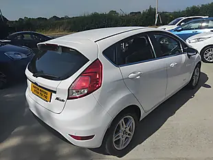 Used 2013 Ford Fiesta Zetec White - Interior and Exterior details 10
