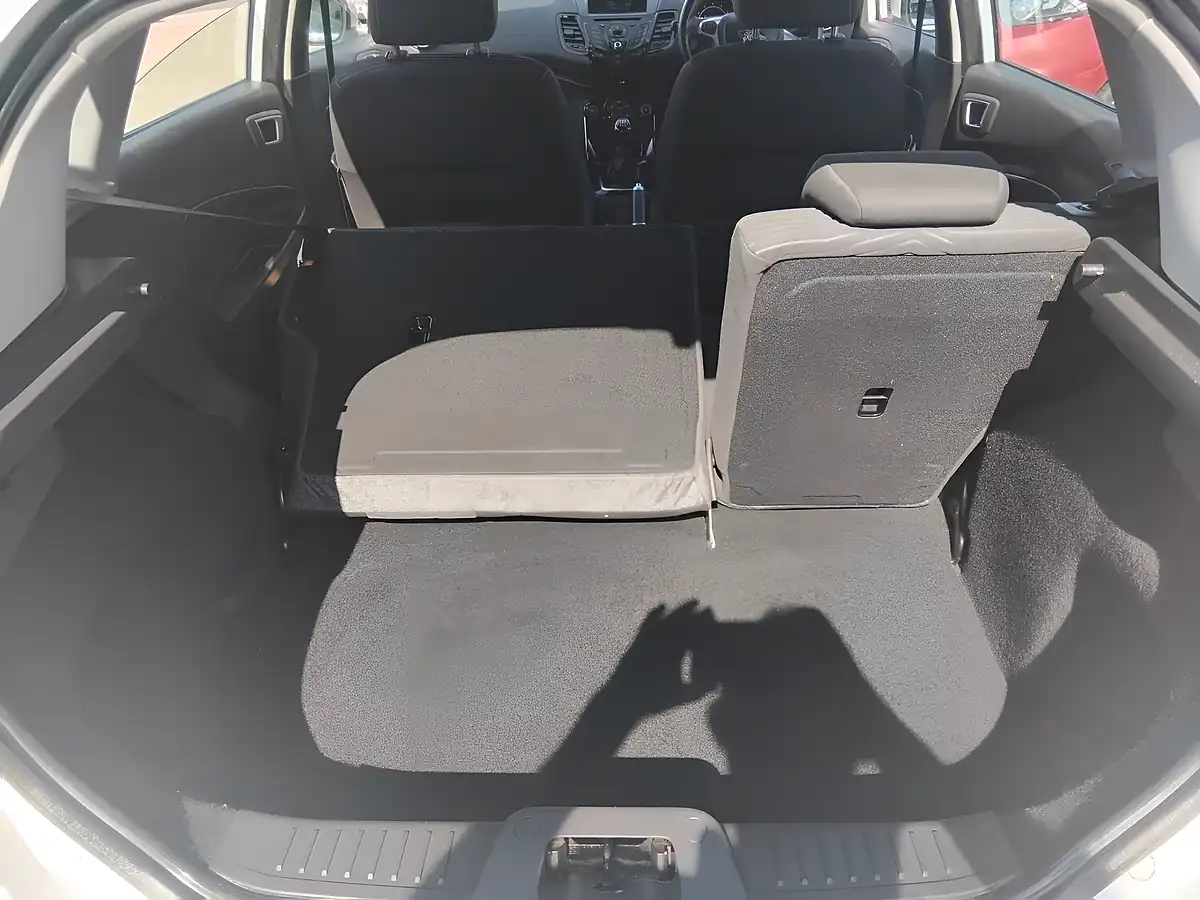 Used 2013 Ford Fiesta Zetec White - Interior and Exterior details 15
