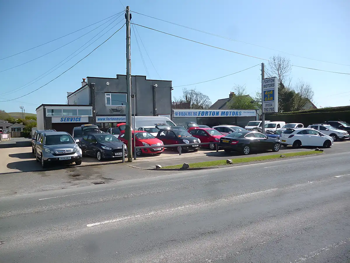 Used 2013 Ford Fiesta Zetec White - Interior and Exterior details 20