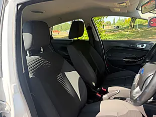 Used 2013 Ford Fiesta Zetec White - Interior and Exterior details 10