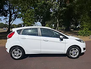 Used 2013 Ford Fiesta Zetec White - Interior and Exterior details 2