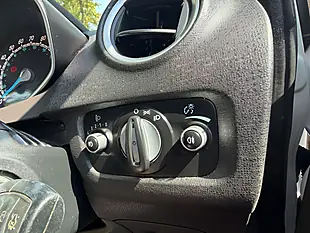 Used 2013 Ford Fiesta Zetec White - Interior and Exterior details 20