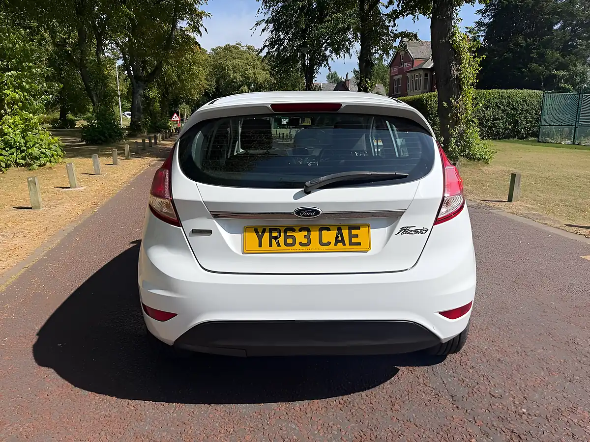 Used 2013 Ford Fiesta Zetec White - Interior and Exterior details 4