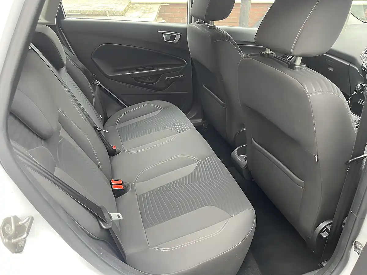 Used 2013 Ford Fiesta Zetec White - Interior and Exterior details 19