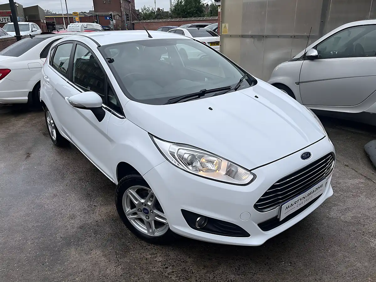 Used 2013 Ford Fiesta Zetec White - Interior and Exterior details 2