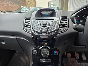 Used 2013 Ford Fiesta Zetec White - Interior and Exterior details 16