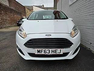 Used 2013 Ford Fiesta Zetec White - Interior and Exterior details 2
