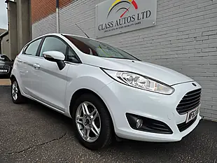 Used 2013 Ford Fiesta Zetec White - Interior and Exterior details 4
