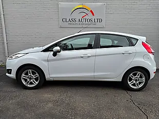 Used 2013 Ford Fiesta Zetec White - Interior and Exterior details 6