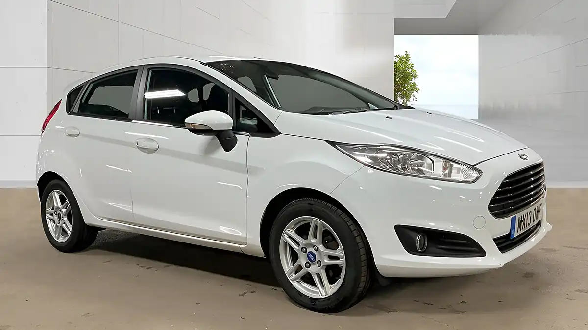 Used 2013 Ford Fiesta Zetec White - Interior and Exterior details 2