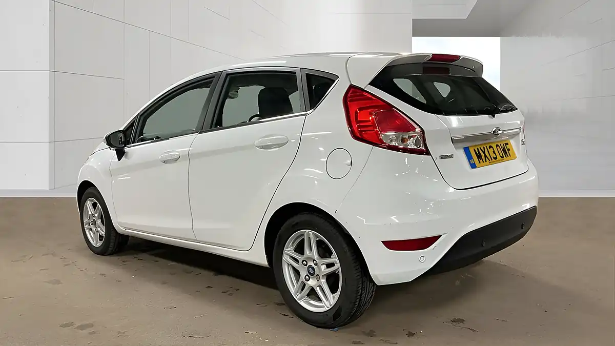 Used 2013 Ford Fiesta Zetec White - Interior and Exterior details 4