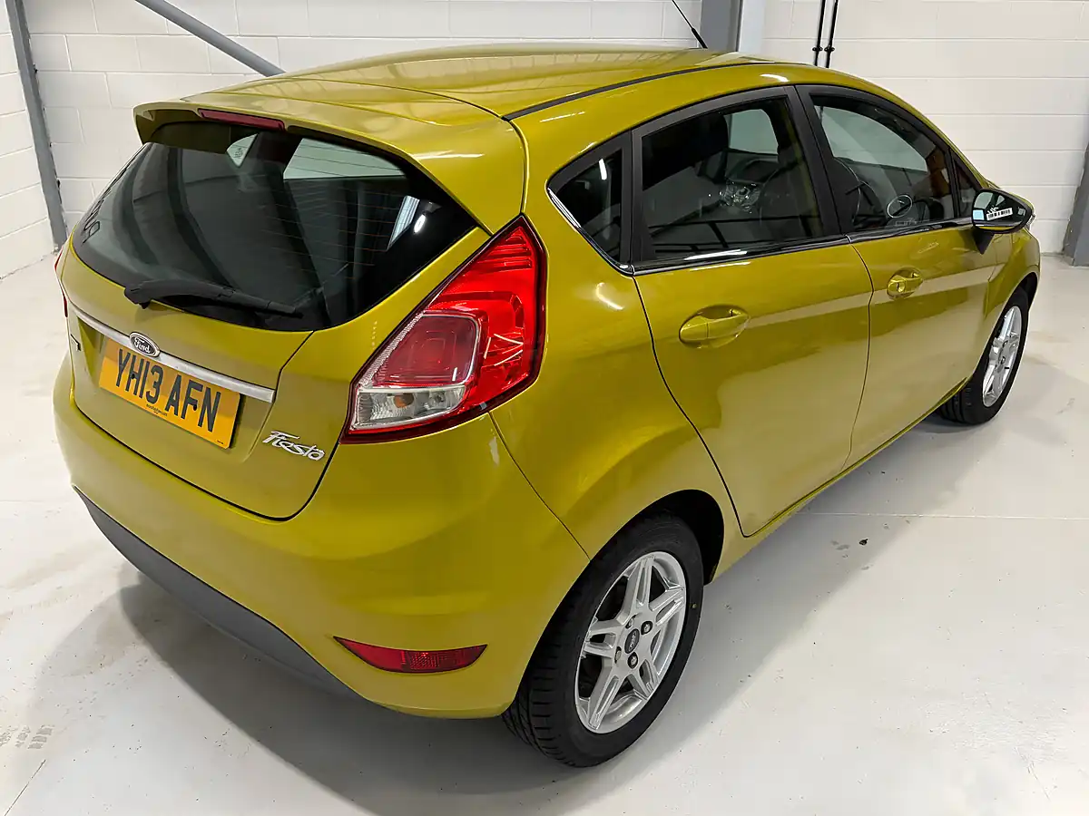 Used 2013 Ford Fiesta Zetec Yellow - Interior and Exterior details 3