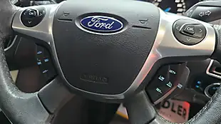 Used 2013 Ford Focus Sports White - Interior and Exterior details 9
