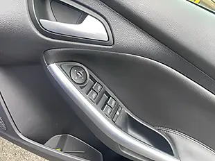 Used 2013 Ford Focus ST-2 Blue - Interior and Exterior details 13