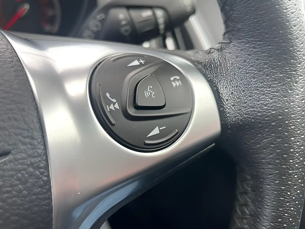 Used 2013 Ford Focus ST-2 Blue - Interior and Exterior details 14