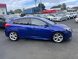 Used 2013 Ford Focus ST-2 Blue - Interior and Exterior details 9