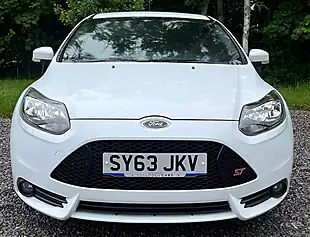 Used 2013 Ford Focus ST-2 Frozen White - Interior and Exterior details 8