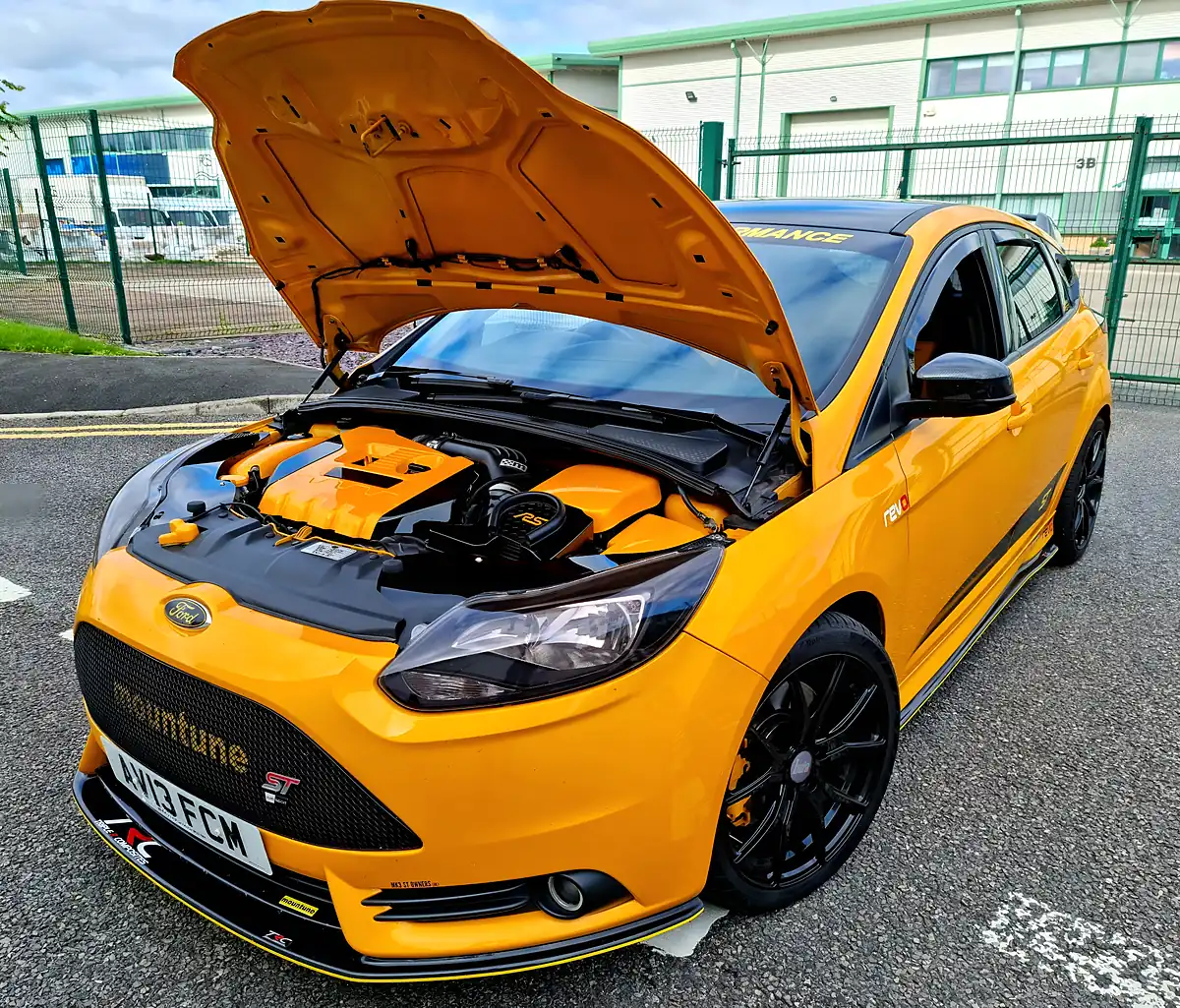Used 2013 Ford Focus ST-2 Tangerine Scream - Interior and Exterior details 18
