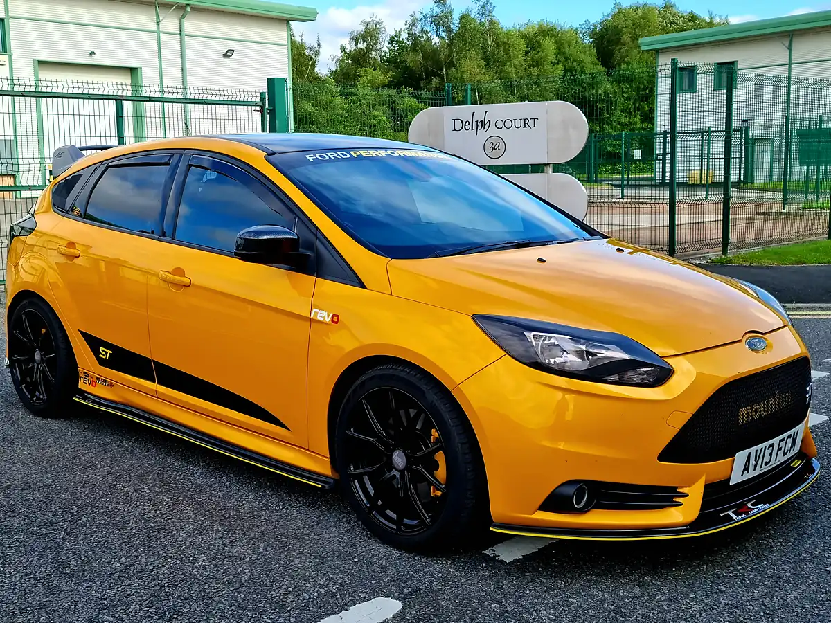 Used 2013 Ford Focus ST-2 Tangerine Scream - Interior and Exterior details 2