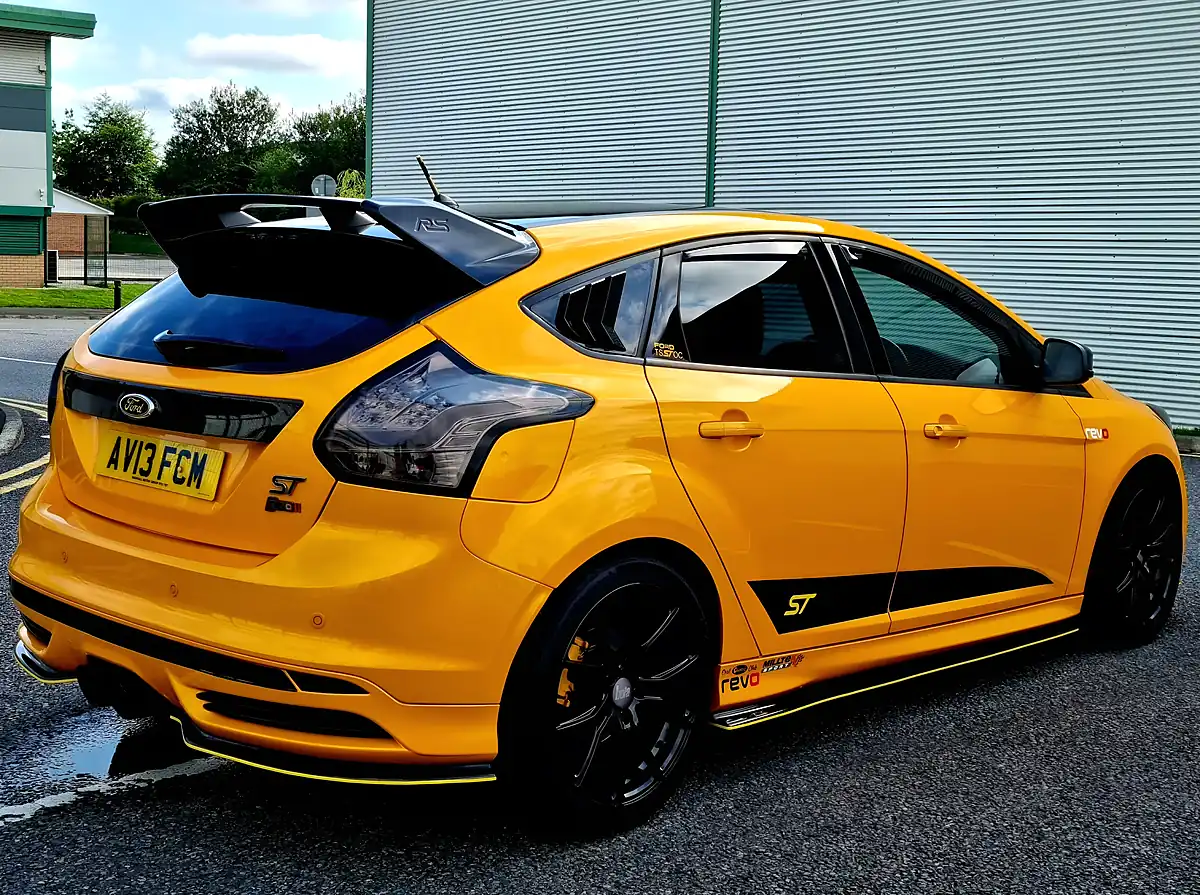Used 2013 Ford Focus ST-2 Tangerine Scream - Interior and Exterior details 3