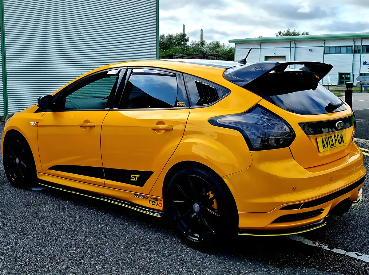 Used 2013 Ford Focus ST-2 Tangerine Scream - Interior and Exterior details 4