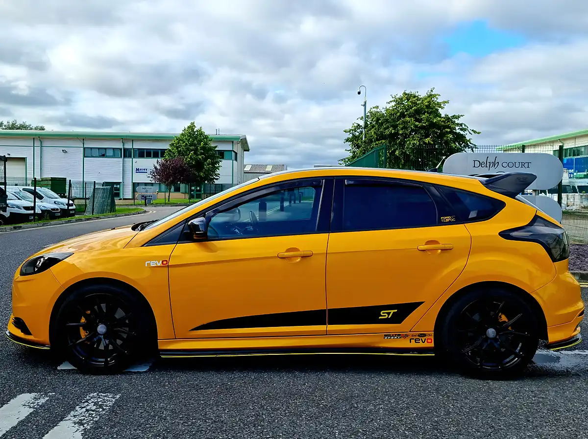 Used 2013 Ford Focus ST-2 Tangerine Scream - Interior and Exterior details 7