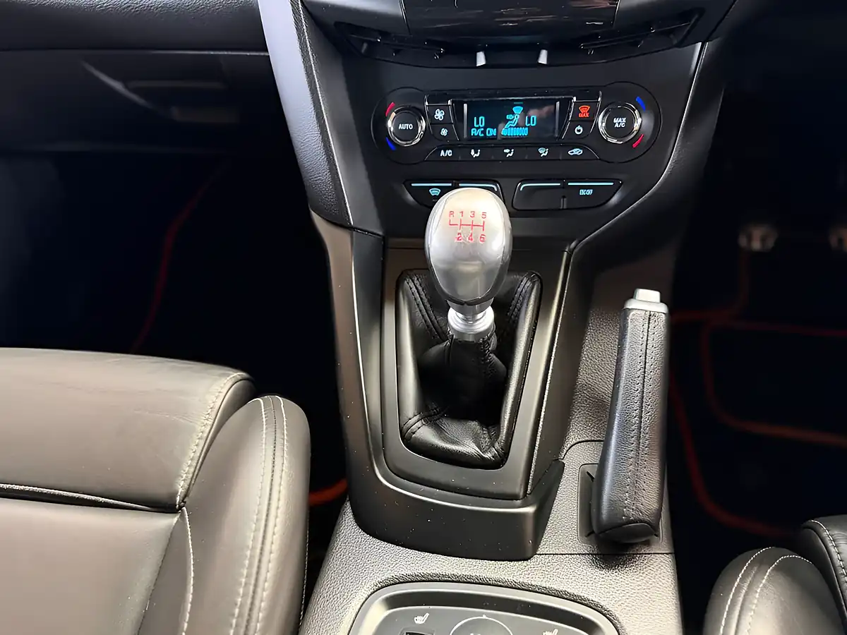 Used 2013 Ford Focus ST-3 Tangerine Scream - Interior and Exterior details 14