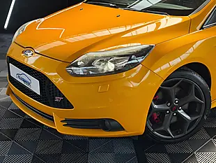 Used 2013 Ford Focus ST-3 Tangerine Scream - Interior and Exterior details 3