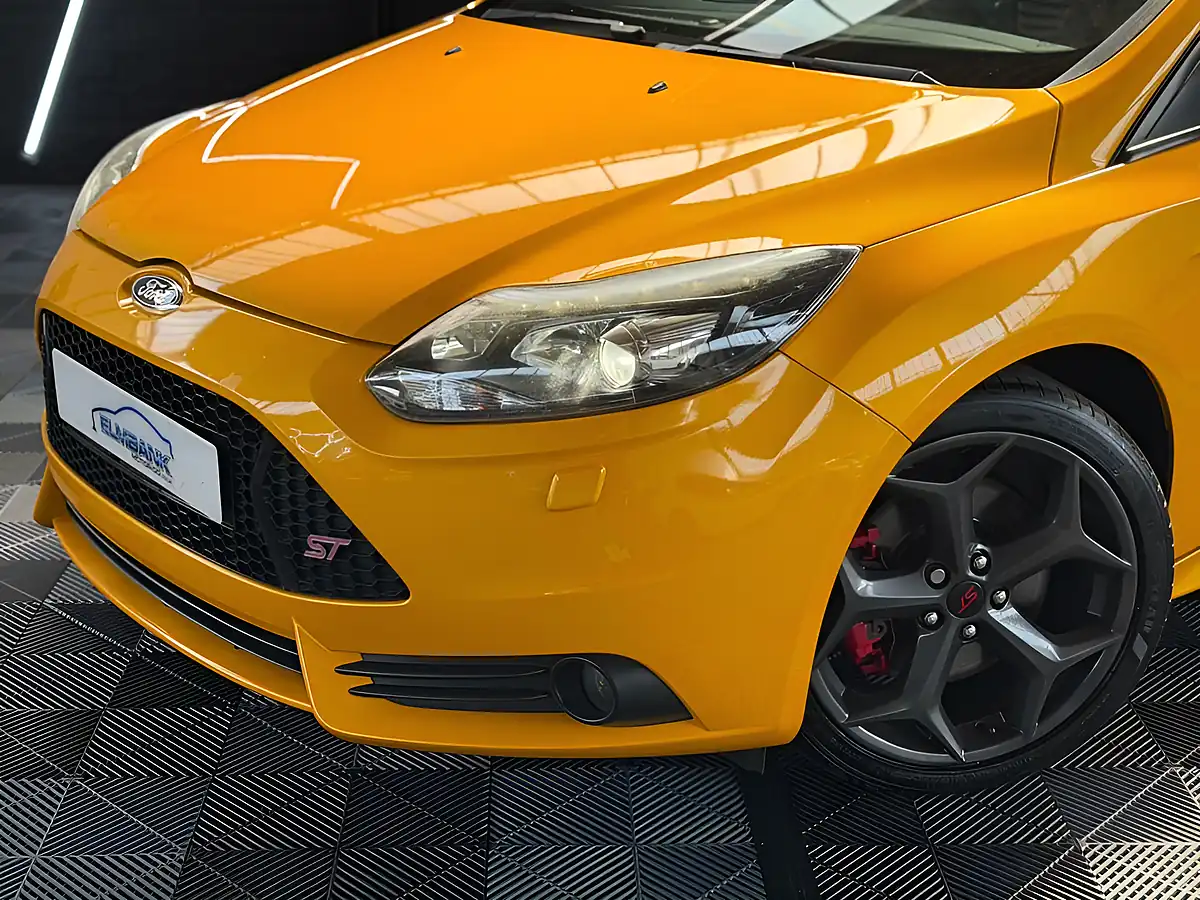 Used 2013 Ford Focus ST-3 Tangerine Scream - Interior and Exterior details 3
