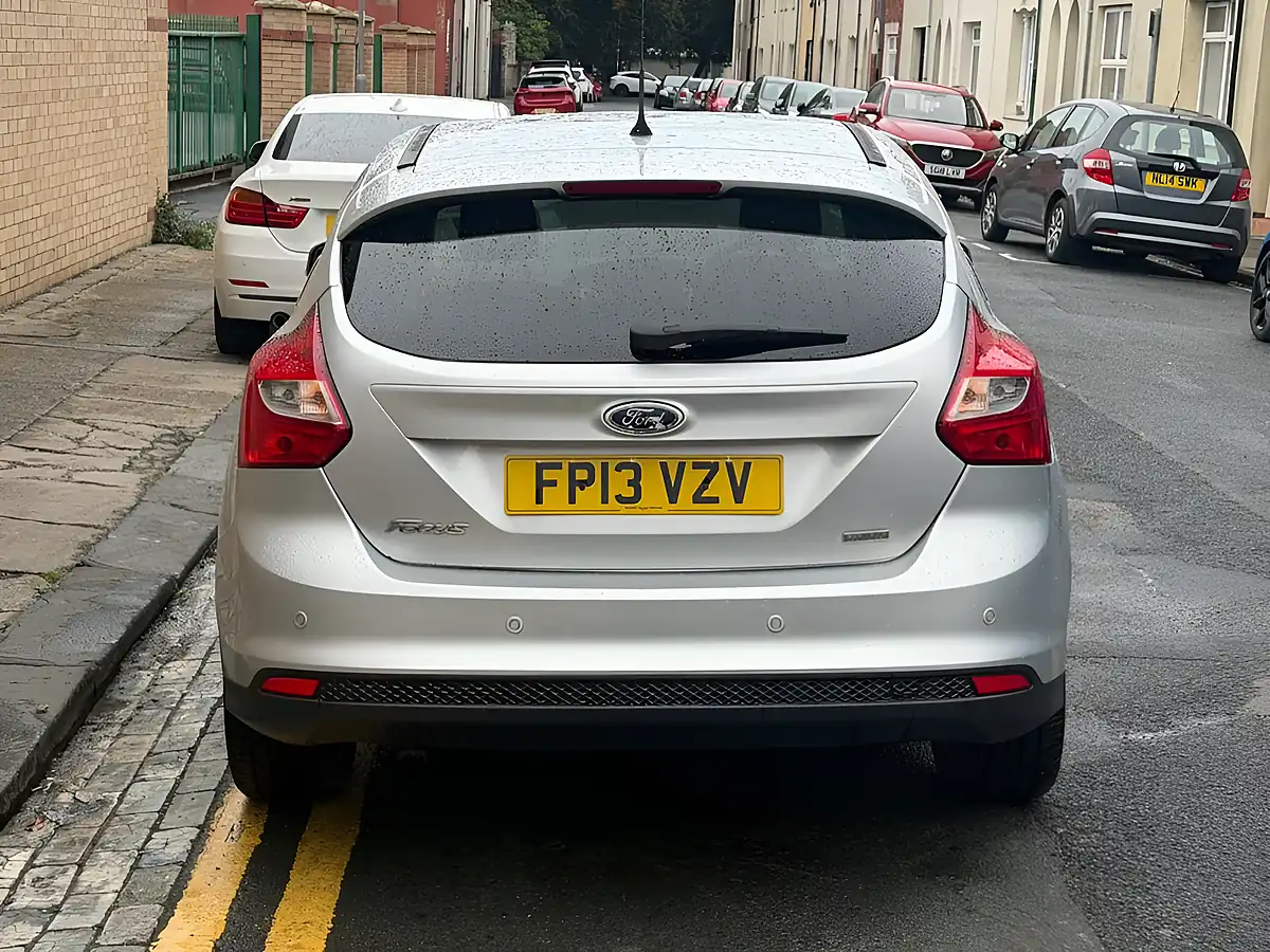 Used 2013 Ford Focus Titanium Silver - Interior and Exterior details 5