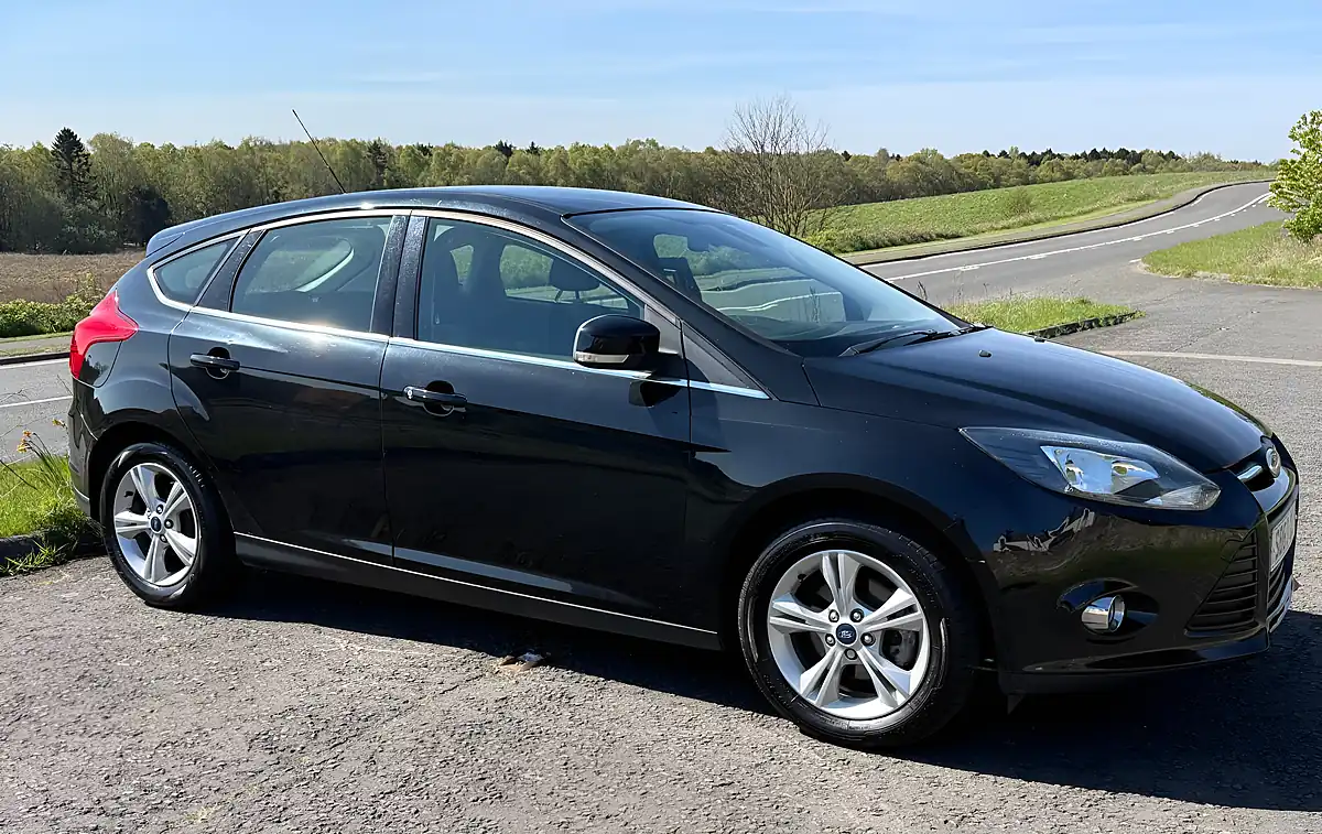 Used 2013 Ford Focus Zetec Black - Interior and Exterior details 2