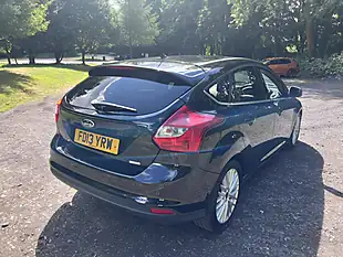 Used 2013 Ford Focus Zetec Black - Interior and Exterior details 6