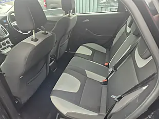 Used 2013 Ford Focus Zetec Black - Interior and Exterior details 14