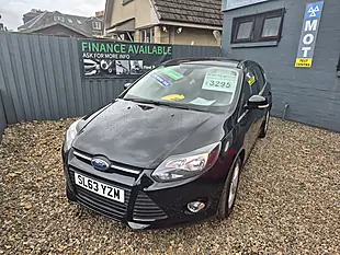 Used 2013 Ford Focus Zetec Black - Interior and Exterior details 2