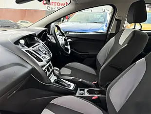 Used 2013 Ford Focus Zetec Blue - Interior and Exterior details 11