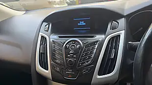 Used 2013 Ford Focus Zetec Brown - Interior and Exterior details 9